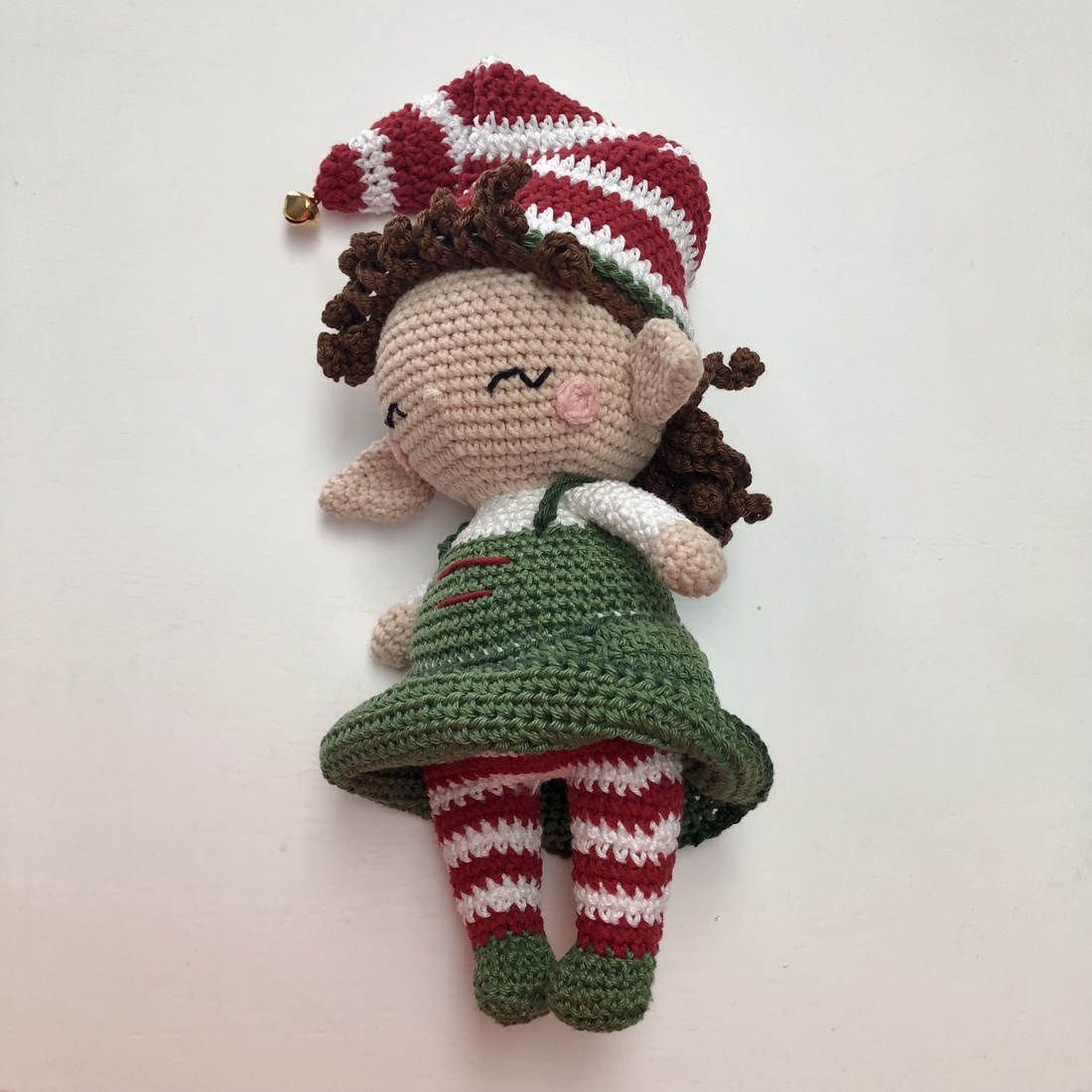 Fata elf de Crăciun - amigurumi - accesorii de crăciun - decorațiuni de crăciun de casă - spiriduși de crăciun, figurine - Artynos.ro Fata elf de Crăciun - amigurumi - accesorii de crăciun - decorațiuni de crăciun de casă - spiriduși de crăciun, figurine - Artynos.ro