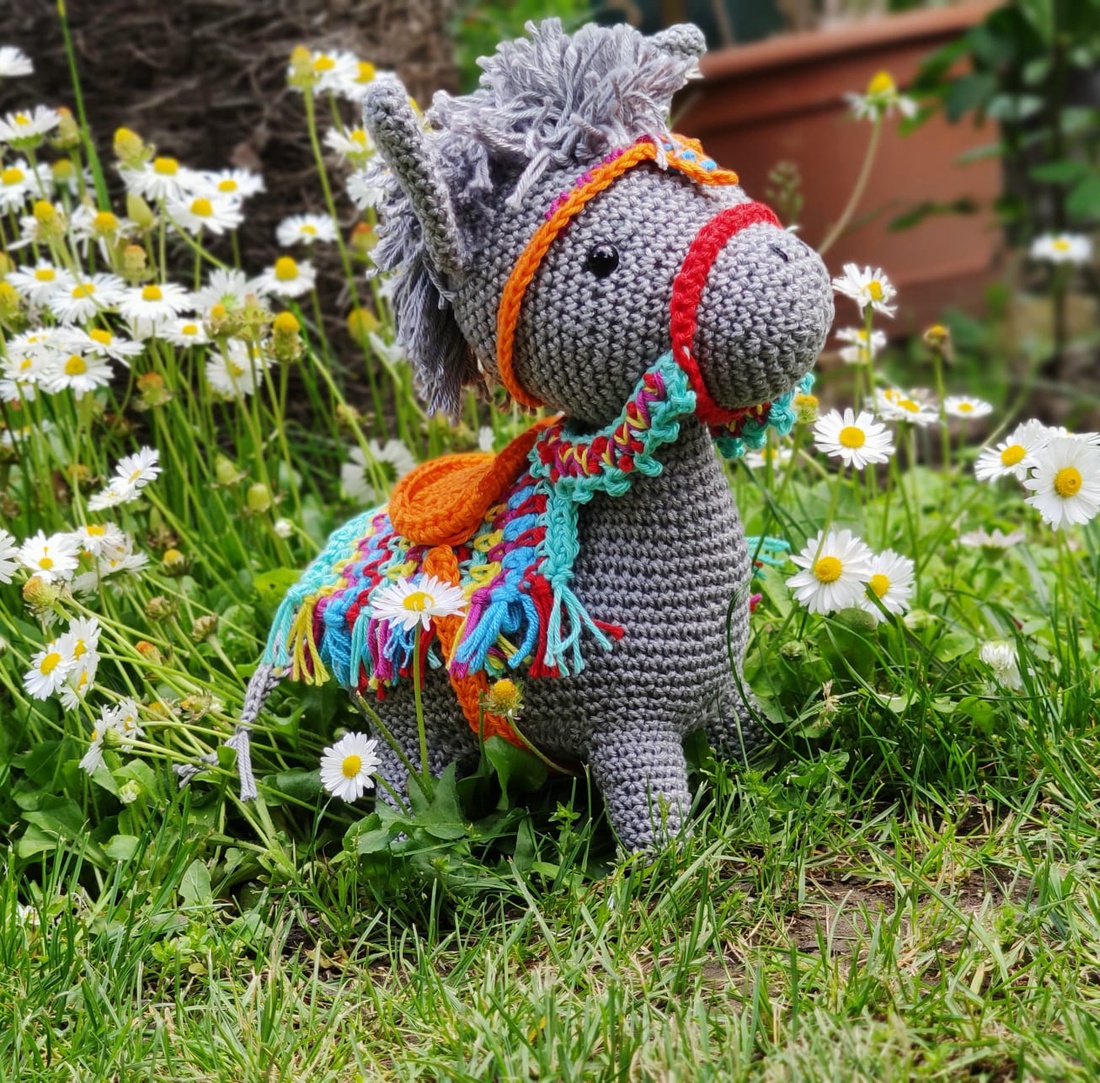 Pedro, ursulețul - amigurumi - jucării și echipamente pentru copii - plușuri - păpușă croșetată, păpușă de pluș - Artynos.ro Pedro, ursulețul - amigurumi - jucării și echipamente pentru copii - plușuri - păpușă croșetată, păpușă de pluș - Artynos.ro