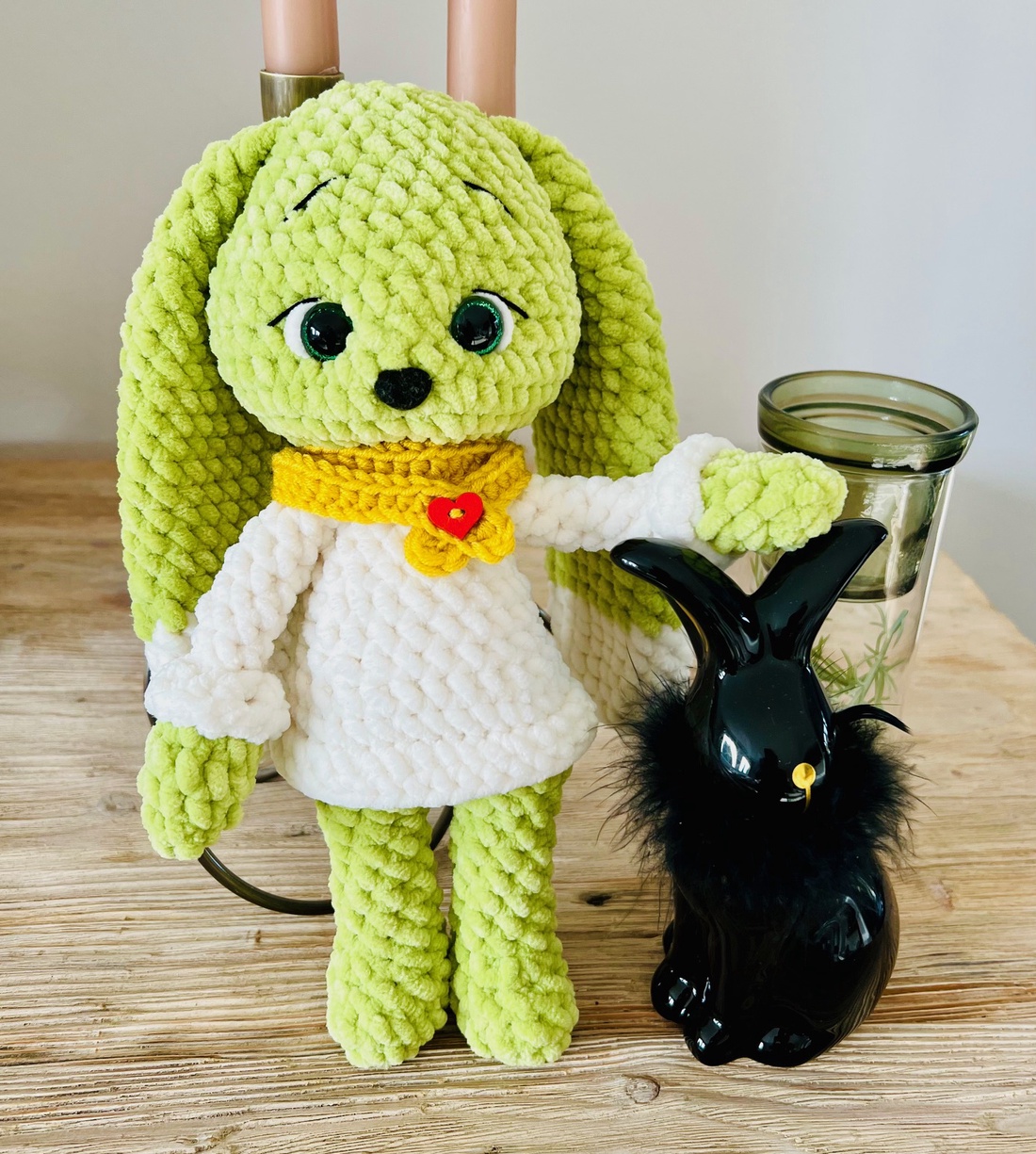 Iepurașul Beno - amigurumi - jucării și echipamente pentru copii - plușuri - păpușă croșetată, păpușă de pluș - Artynos.ro Iepurașul Beno - amigurumi - jucării și echipamente pentru copii - plușuri - păpușă croșetată, păpușă de pluș - Artynos.ro