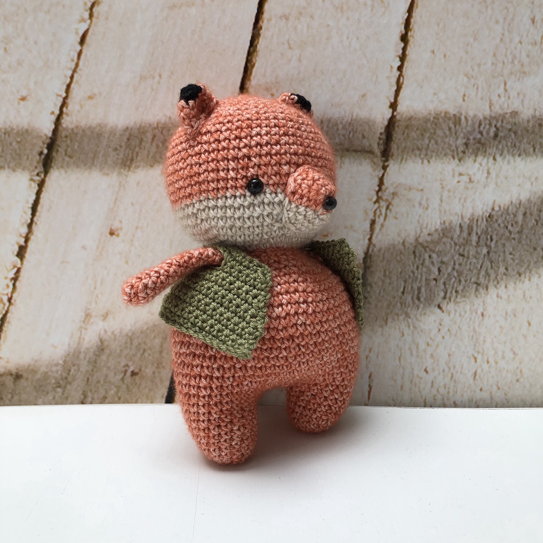 Comă de vulpe - amigurumi - jucării și echipamente pentru copii - plușuri - păpușă croșetată, păpușă de pluș - Artynos.ro Comă de vulpe - amigurumi - jucării și echipamente pentru copii - plușuri - păpușă croșetată, păpușă de pluș - Artynos.ro