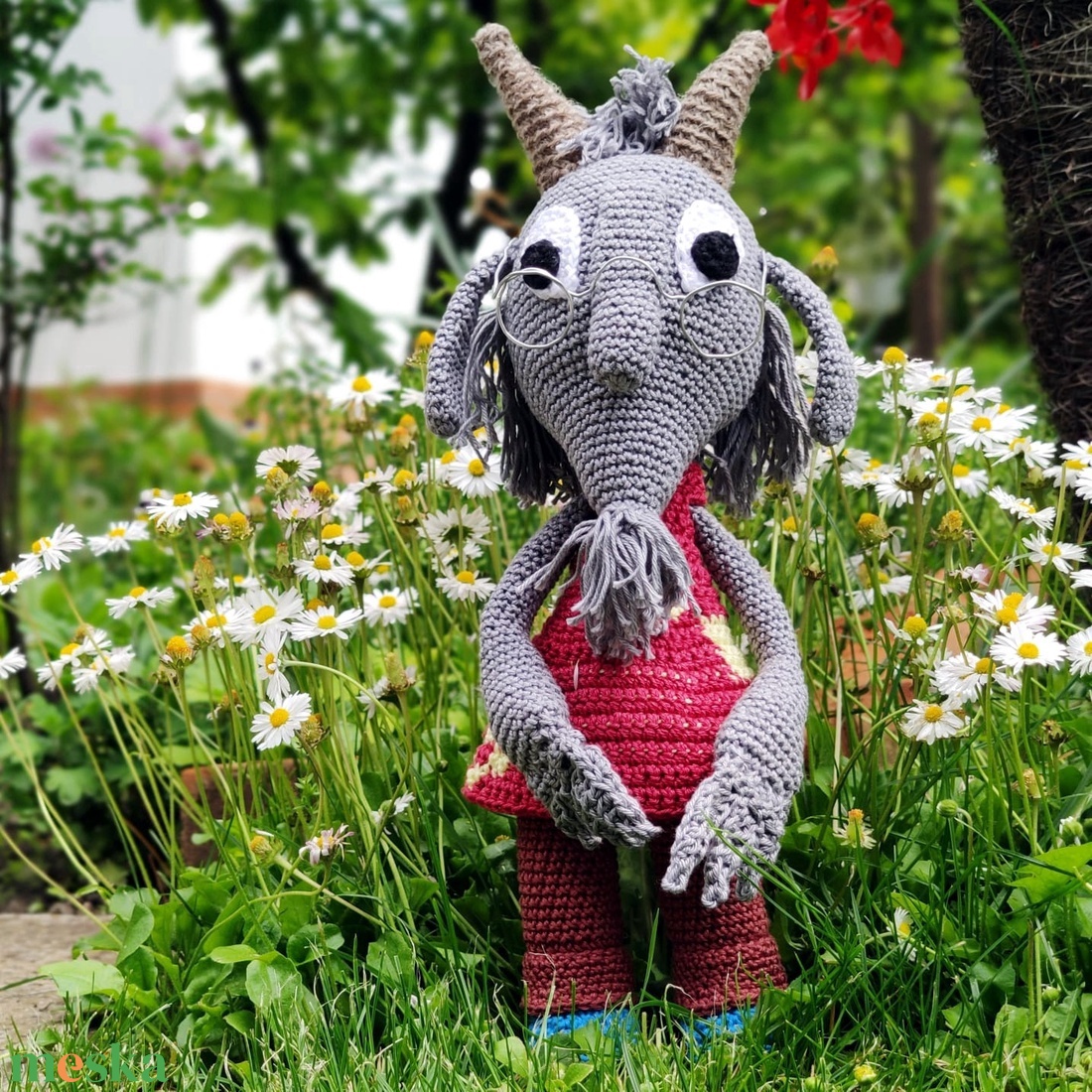 Mekk Elek - amigurumi - jucării și echipamente pentru copii - plușuri - păpușă croșetată, păpușă de pluș - Artynos.ro Mekk Elek - amigurumi - jucării și echipamente pentru copii - plușuri - păpușă croșetată, păpușă de pluș - Artynos.ro
