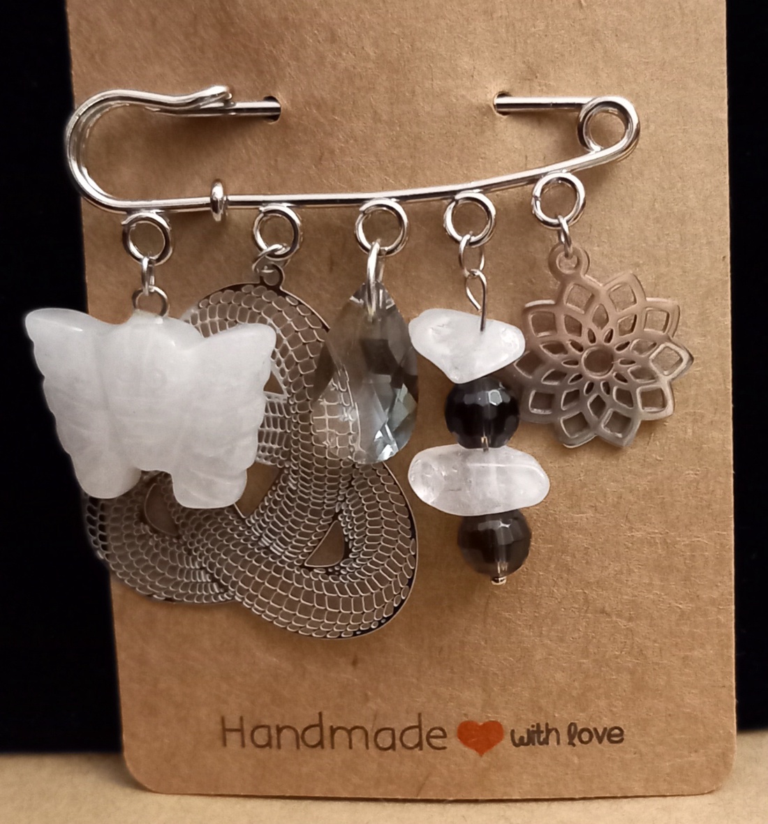 Brose handmade cu pietre semipretioase si elemente inox - bijuterii - broșă, insigne - agrafe haine și pantofi - Artynos.ro Brose handmade cu pietre semipretioase si elemente inox - bijuterii - broșă, insigne - agrafe haine și pantofi - Artynos.ro