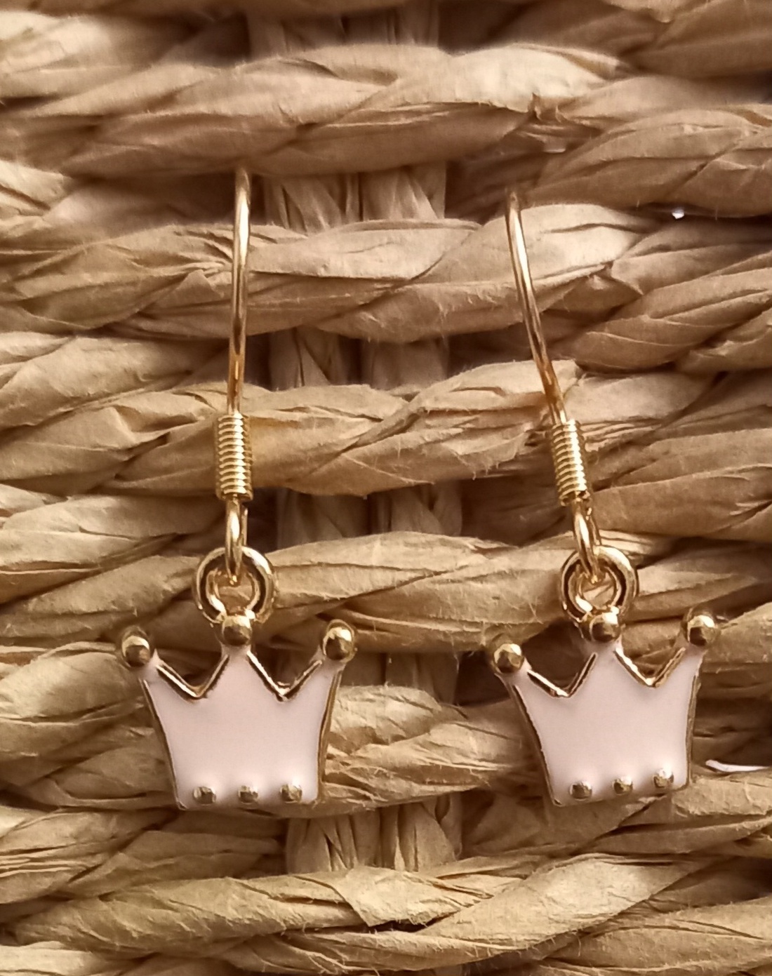 Cercei handmade - bijuterii - cercei - cercei agățați - Artynos.ro Cercei handmade - bijuterii - cercei - cercei agățați - Artynos.ro