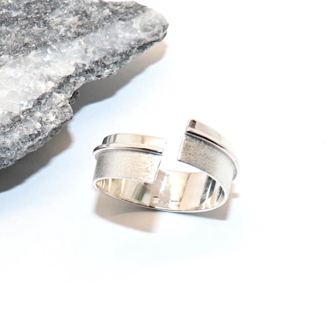 Verighetă, mat și strălucitor, inel de damă din argint, mărimea 59, reglabil (EGY.202) - bijuterii - inele - inele din argint - Artynos.ro