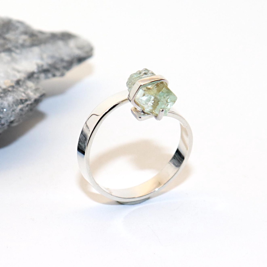 Beryl, inel de damă din argint, mărimea 56, reglabil (EGY.194) - bijuterii - inele - inele din argint - Artynos.ro