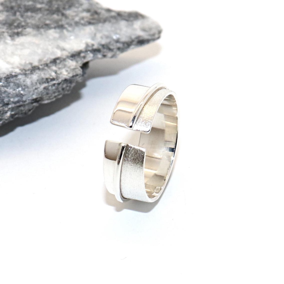 Inel de damă din argint, mat și strălucitor, mărimea 56, reglabil (EGY.198) - bijuterii - inele - inele cu perle - Artynos.ro