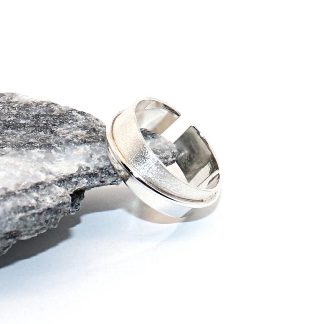 Inel de damă din argint, mat și strălucitor, mărimea 56, reglabil (EGY.198) - bijuterii - inele - inele cu perle - Artynos.ro