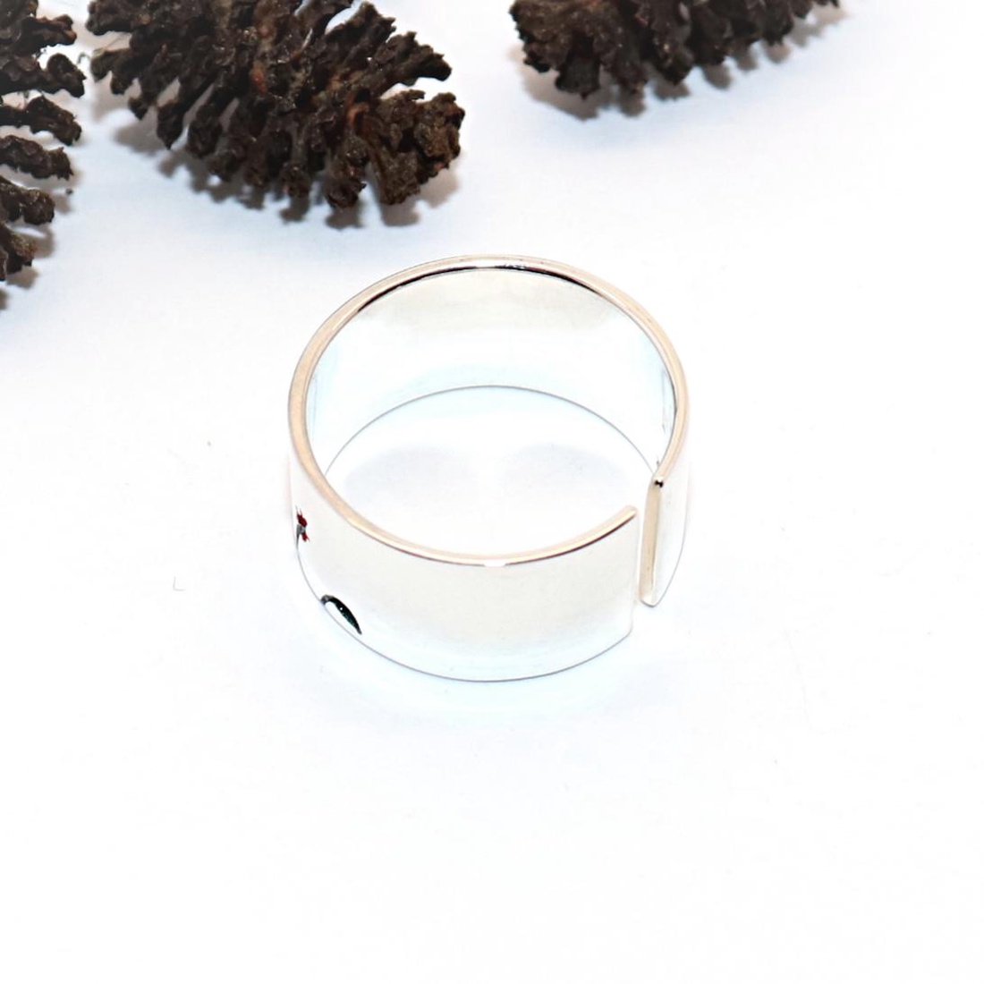 Inel lat din argint cu trandafir roșu, mărimea 60, reglabil (EGY.227) - bijuterii - inele - inele cu figurine - Artynos.ro