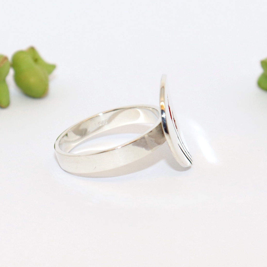 Inel de damă din argint cu trandafir roșu, rotund, mărimea 60, reglabil (EGY.235) - bijuterii - inele - inele statement - Artynos.ro