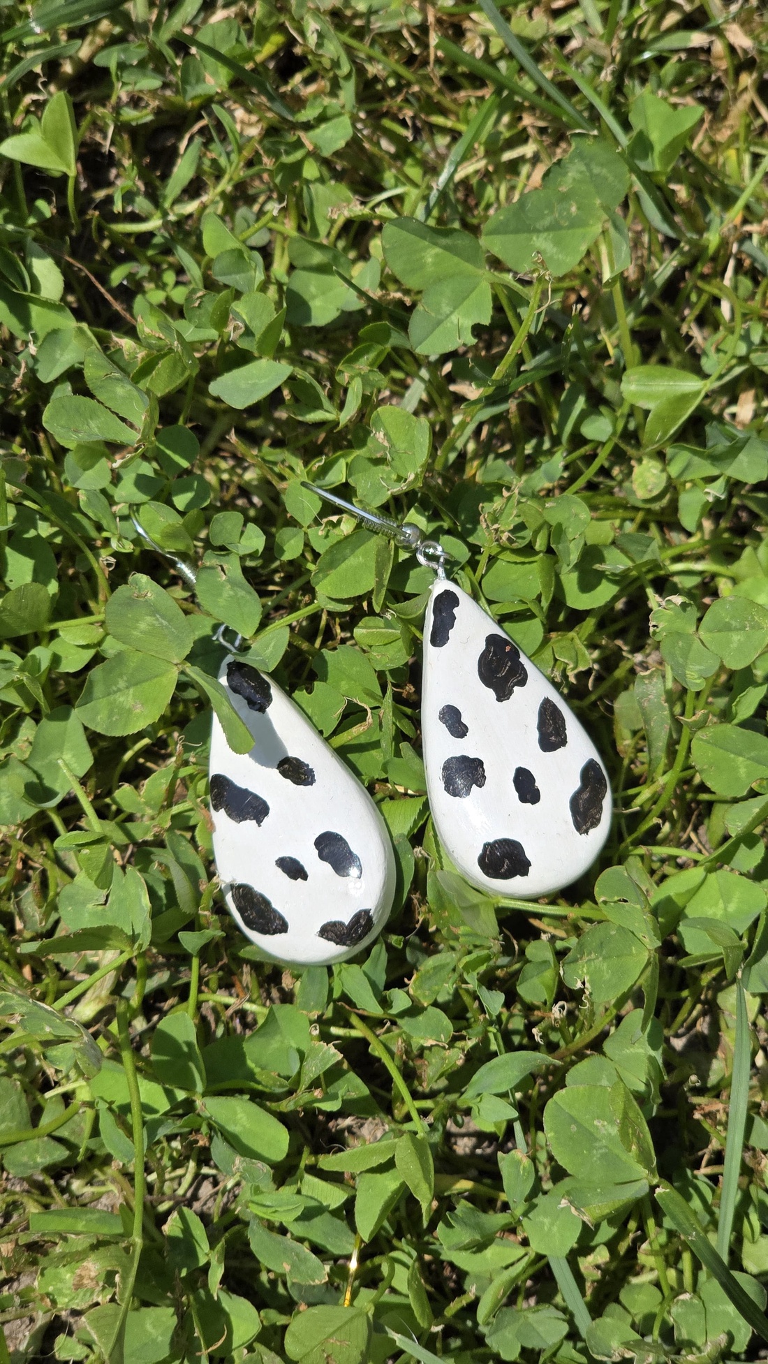 Daisy Drops - bijuterii - cercei - cercei agățați - Artynos.ro Daisy Drops - bijuterii - cercei - cercei agățați - Artynos.ro
