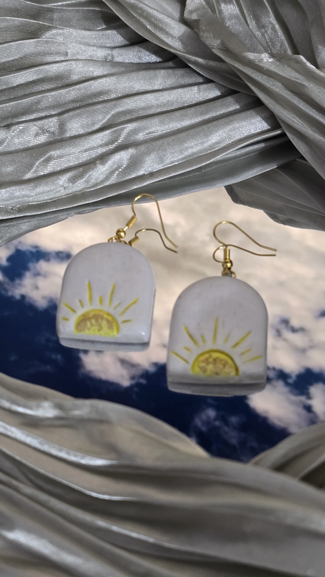 Shine On - bijuterii - cercei - cercei agățați - Artynos.ro Shine On - bijuterii - cercei - cercei agățați - Artynos.ro