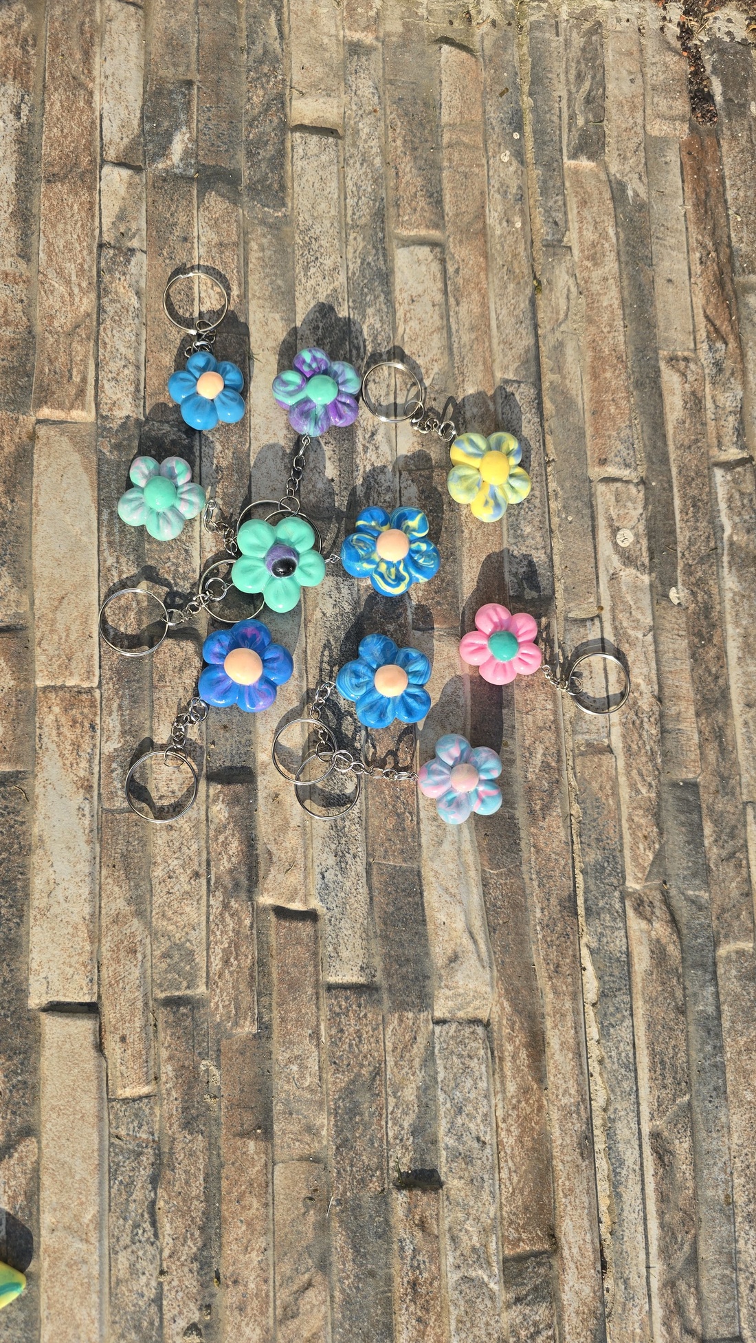 Flori de buzunar - geantă și husă - accesorii genți - breloc - Artynos.ro