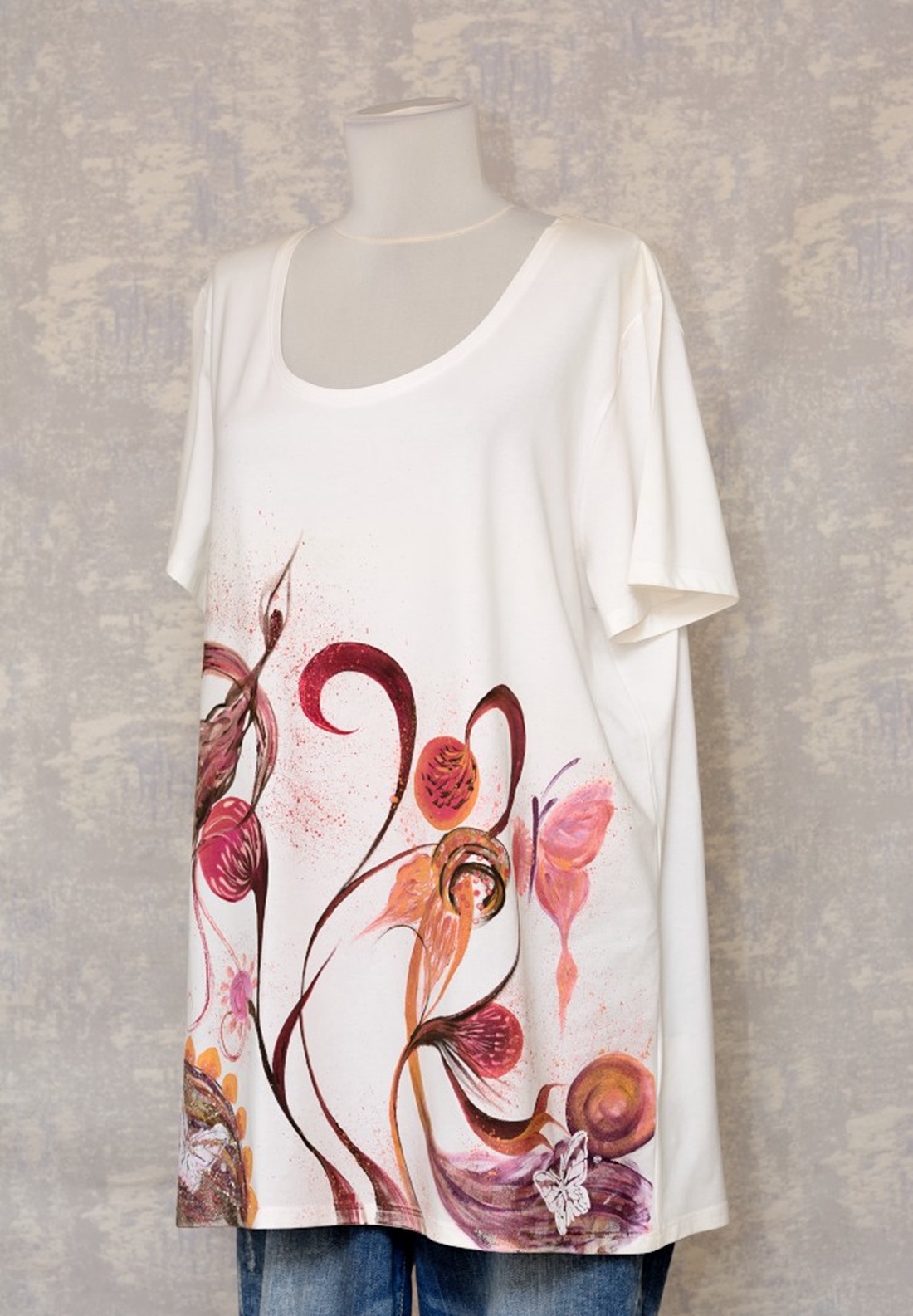 Tricou alb cu pictură florală, unicat - îmbrăcăminte și modă - haine damă - tricou și top de damă - Artynos.ro Tricou alb cu pictură florală, unicat - îmbrăcăminte și modă - haine damă - tricou și top de damă - Artynos.ro