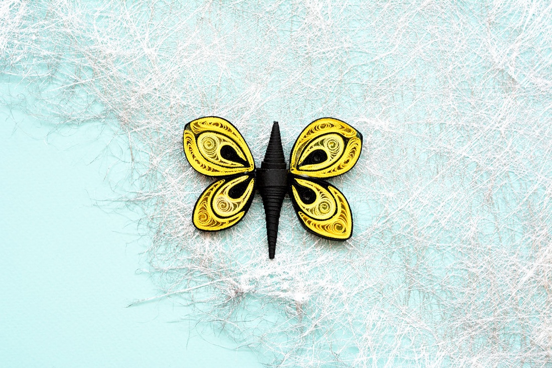 Broșă: Fluturi - bijuterii - mărțișor - Artynos.ro