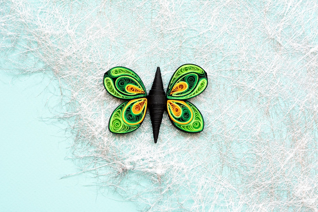 Broșă: Fluturi - bijuterii - mărțișor - Artynos.ro