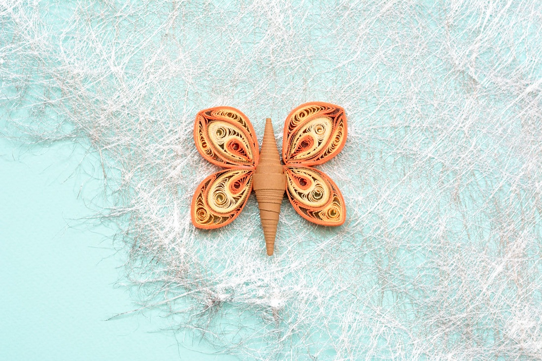 Broșă: Fluturi - bijuterii - mărțișor - Artynos.ro