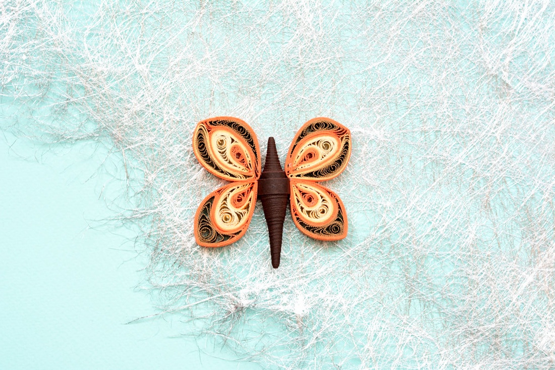 Broșă: Fluturi - bijuterii - mărțișor - Artynos.ro