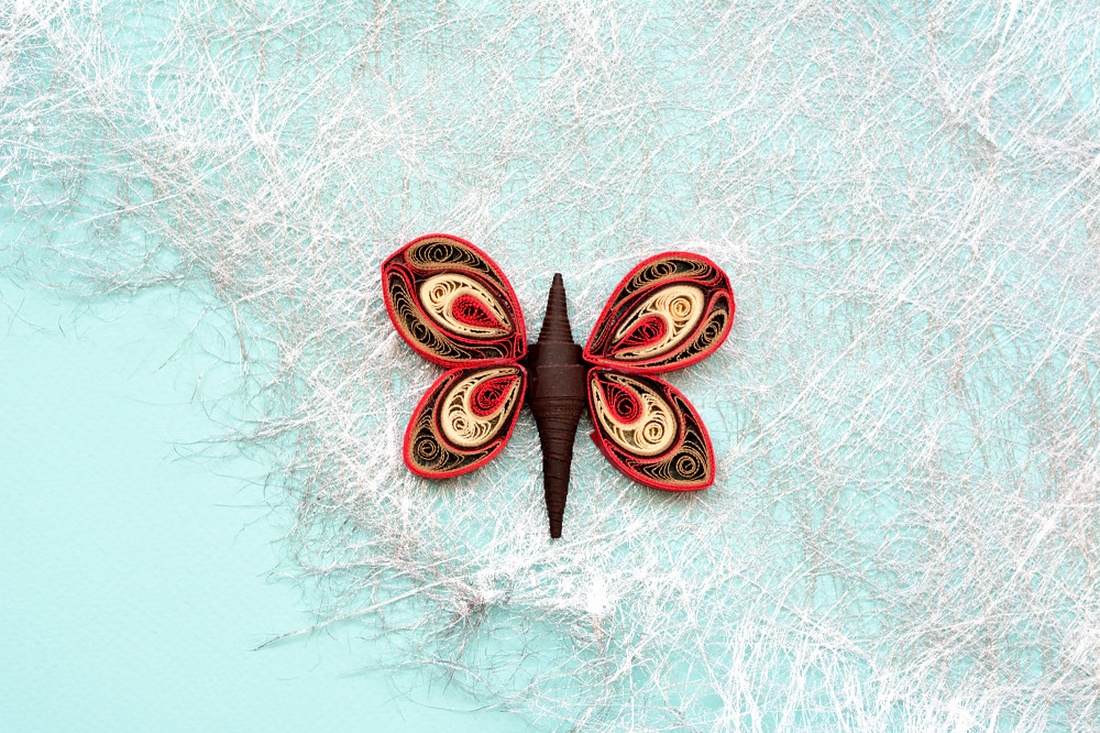 Broșă: Fluturi - bijuterii - mărțișor - Artynos.ro