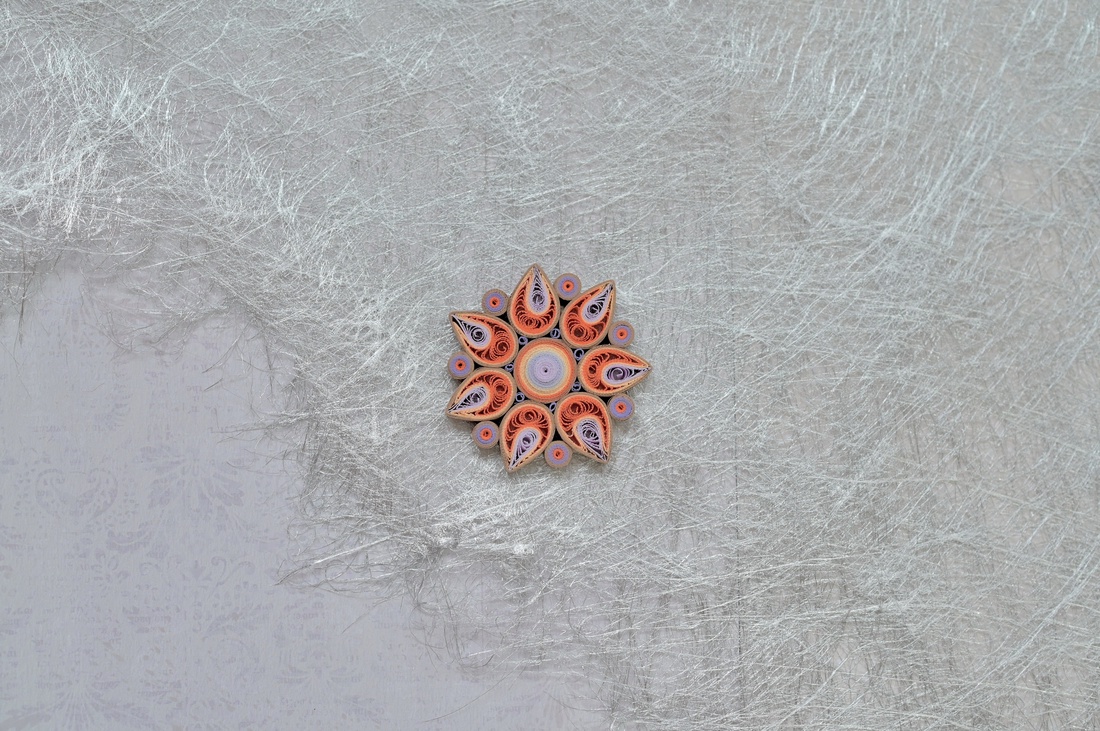Broșă: Mandală/Floare - bijuterii - mărțișor - Artynos.ro
