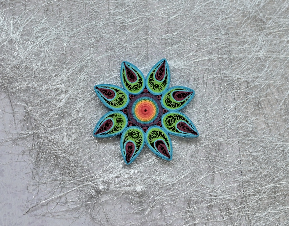 Broșă: Mandală/Floare - bijuterii - mărțișor - Artynos.ro