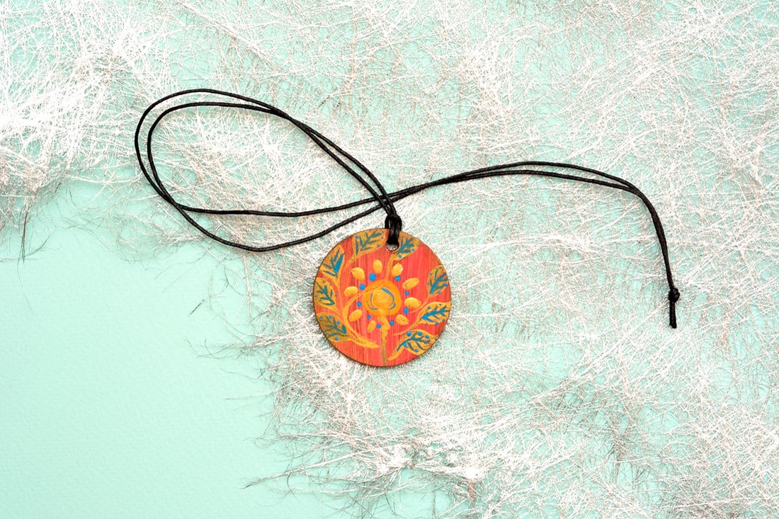 Pandantiv pictat, unicat - bijuterii - coliere - pandative - Artynos.ro