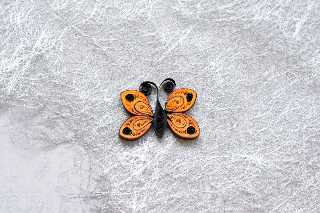 Broșă: Fluturi - bijuterii - mărțișor - Artynos.ro