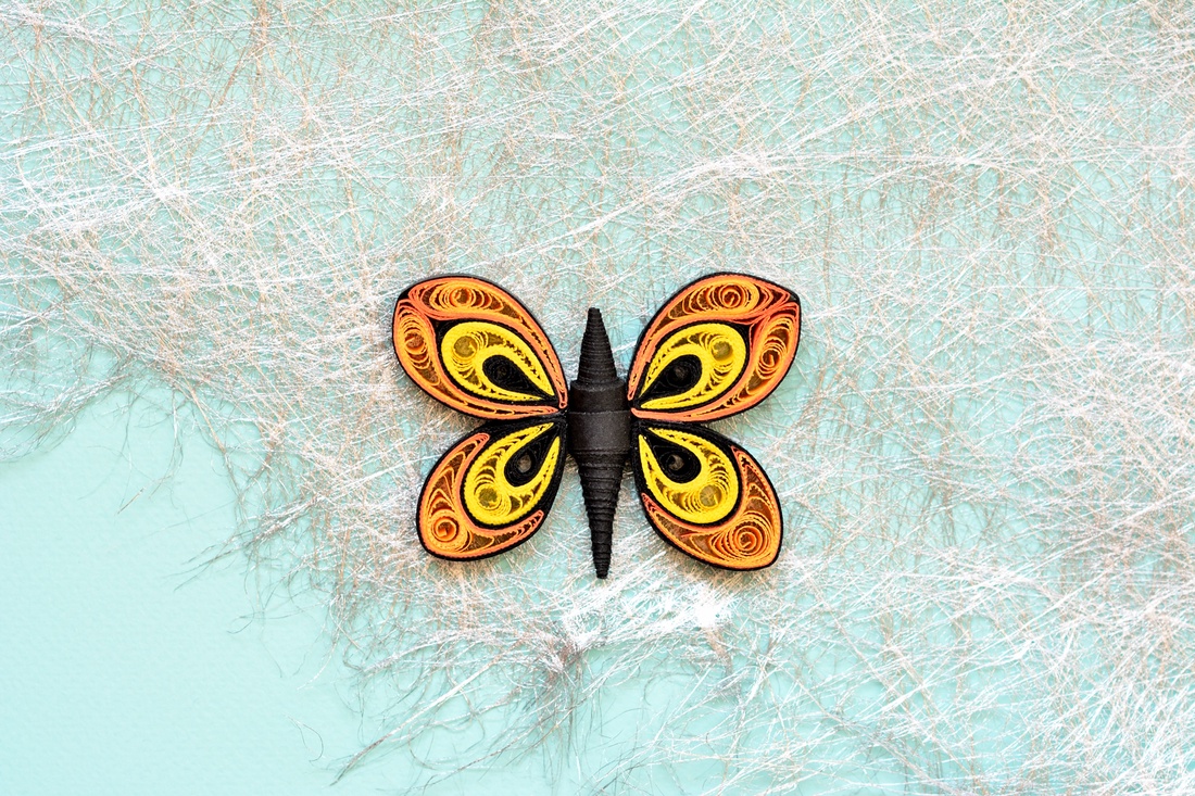 Broșă: Fluturi - bijuterii - mărțișor - Artynos.ro