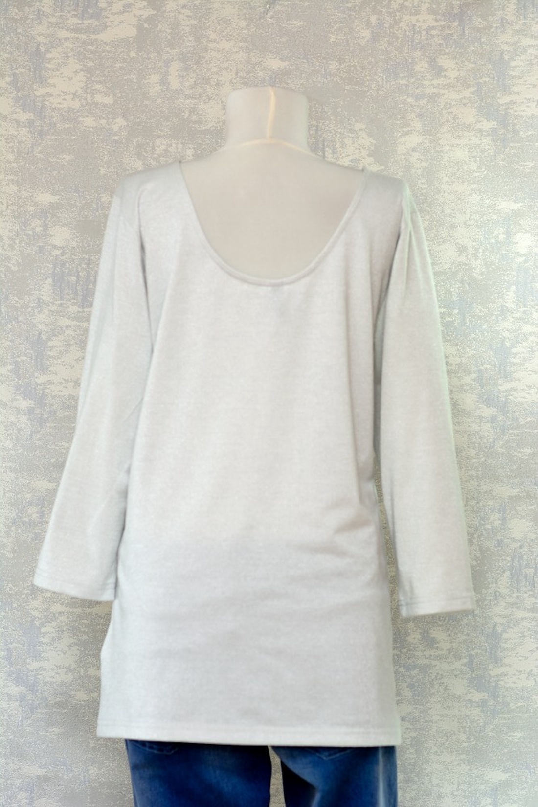 Bluză cu pictură florală, unicat - îmbrăcăminte și modă - haine damă - bluze damă - Artynos.ro