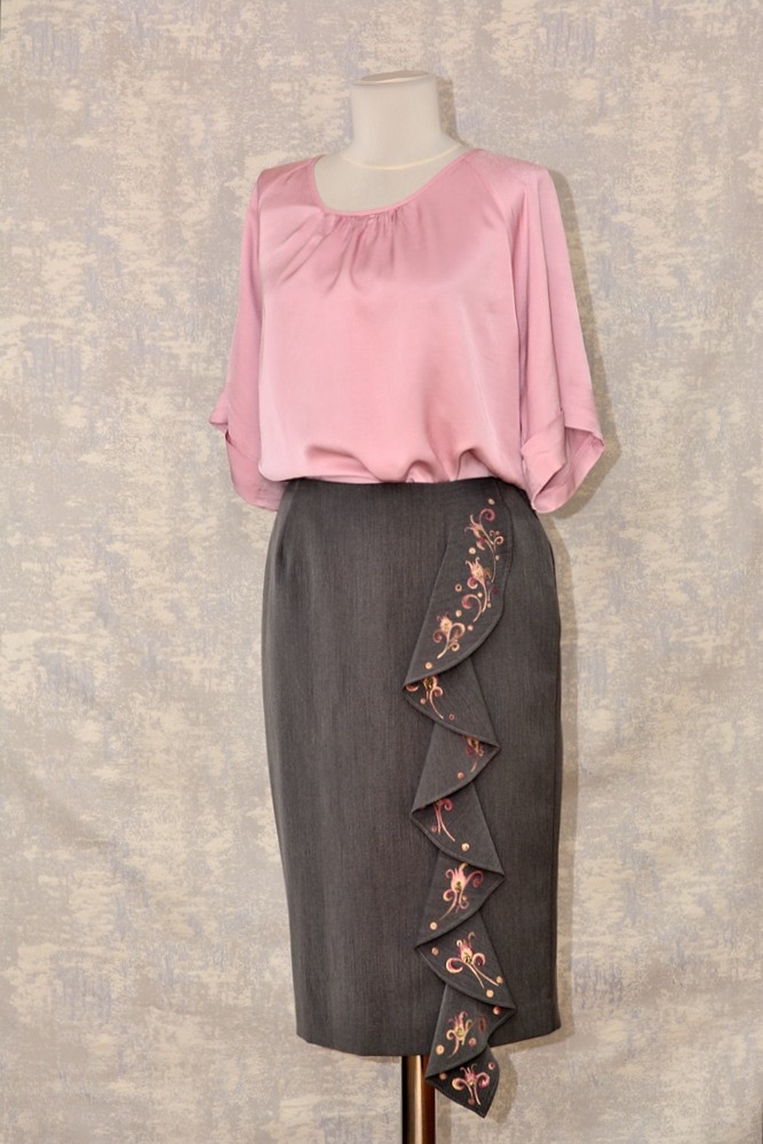 Fustă cu pictură florală, unicat - îmbrăcăminte și modă - haine damă - fustă damă - Artynos.ro