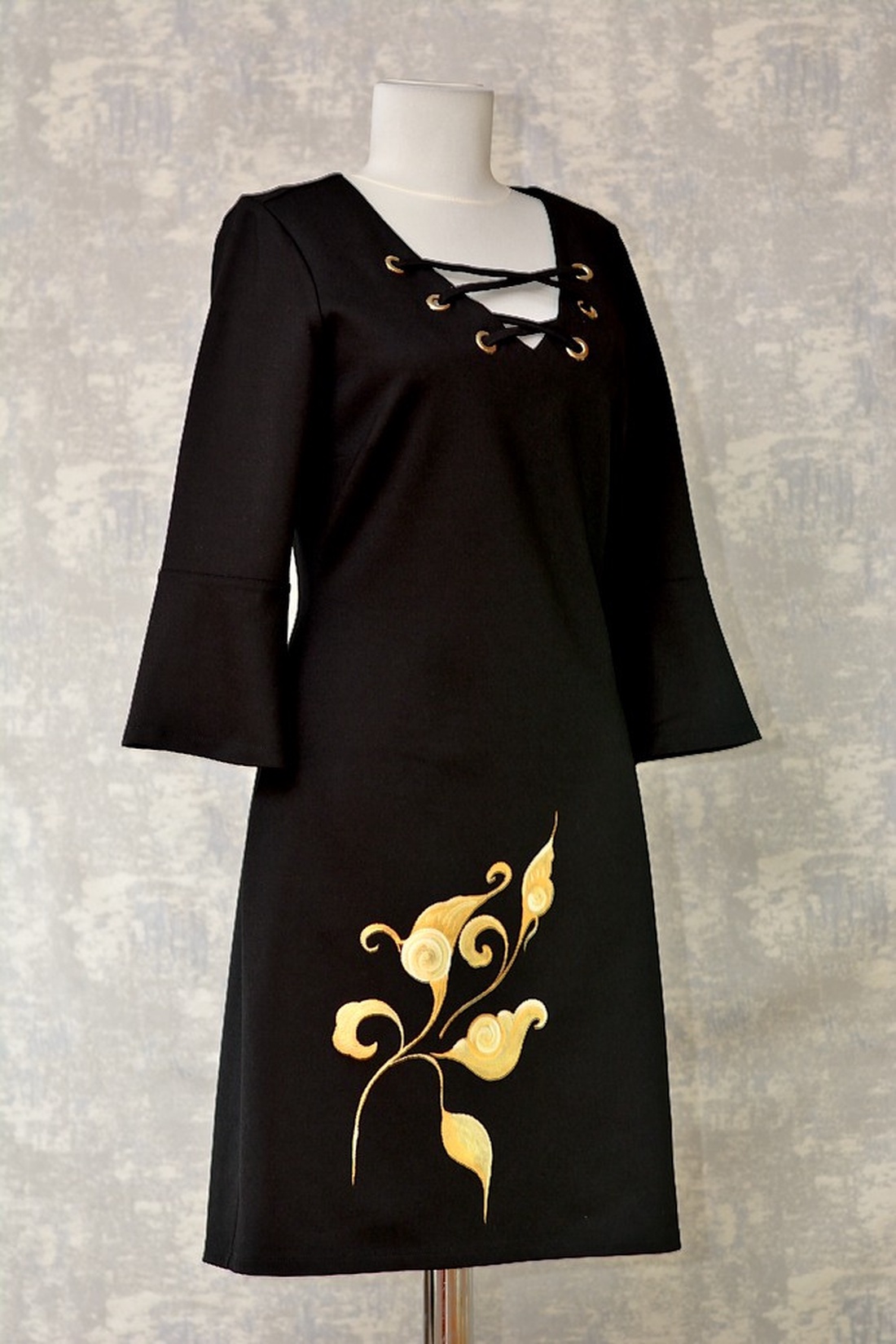 Rochie cu pictură florlală, unicat - îmbrăcăminte și modă - haine damă - rochie, dintr-o bucată - Artynos.ro