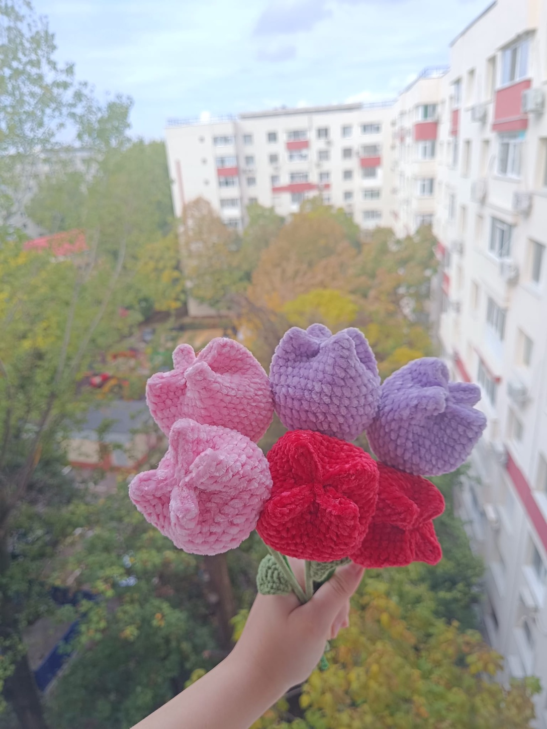 Lalea Crosetata - casă & stil de viață - decorațiuni de casă - accesorii florale - flori la fir - Artynos.ro