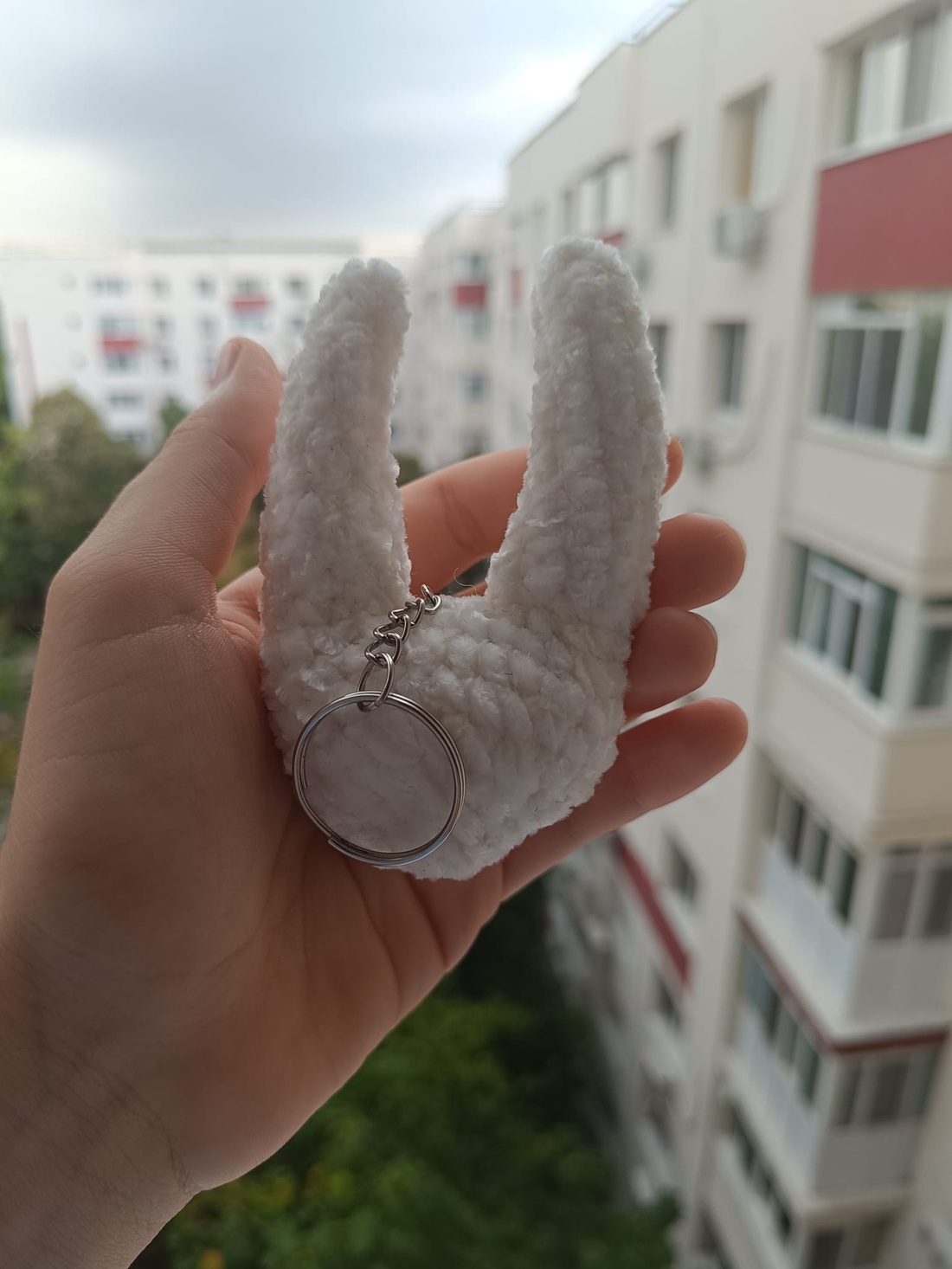 Hornet - Breloc crosetat - jucării și echipamente pentru copii - plușuri - șoarece de pluș - Artynos.ro