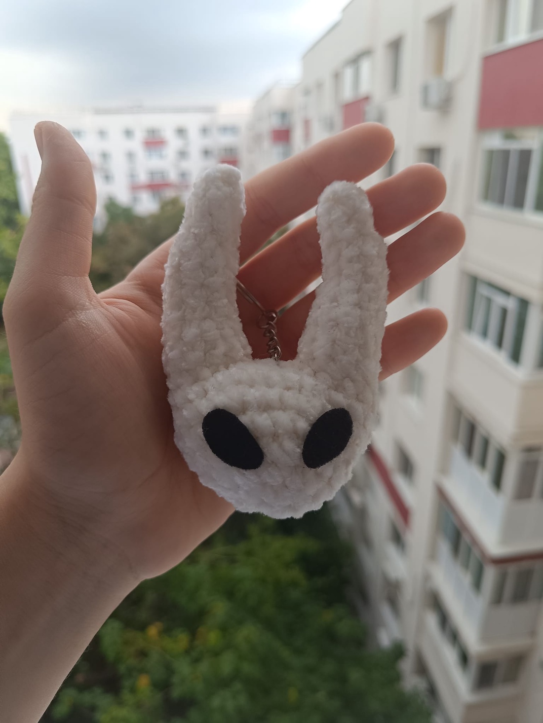 Hornet - Breloc crosetat - jucării și echipamente pentru copii - plușuri - șoarece de pluș - Artynos.ro