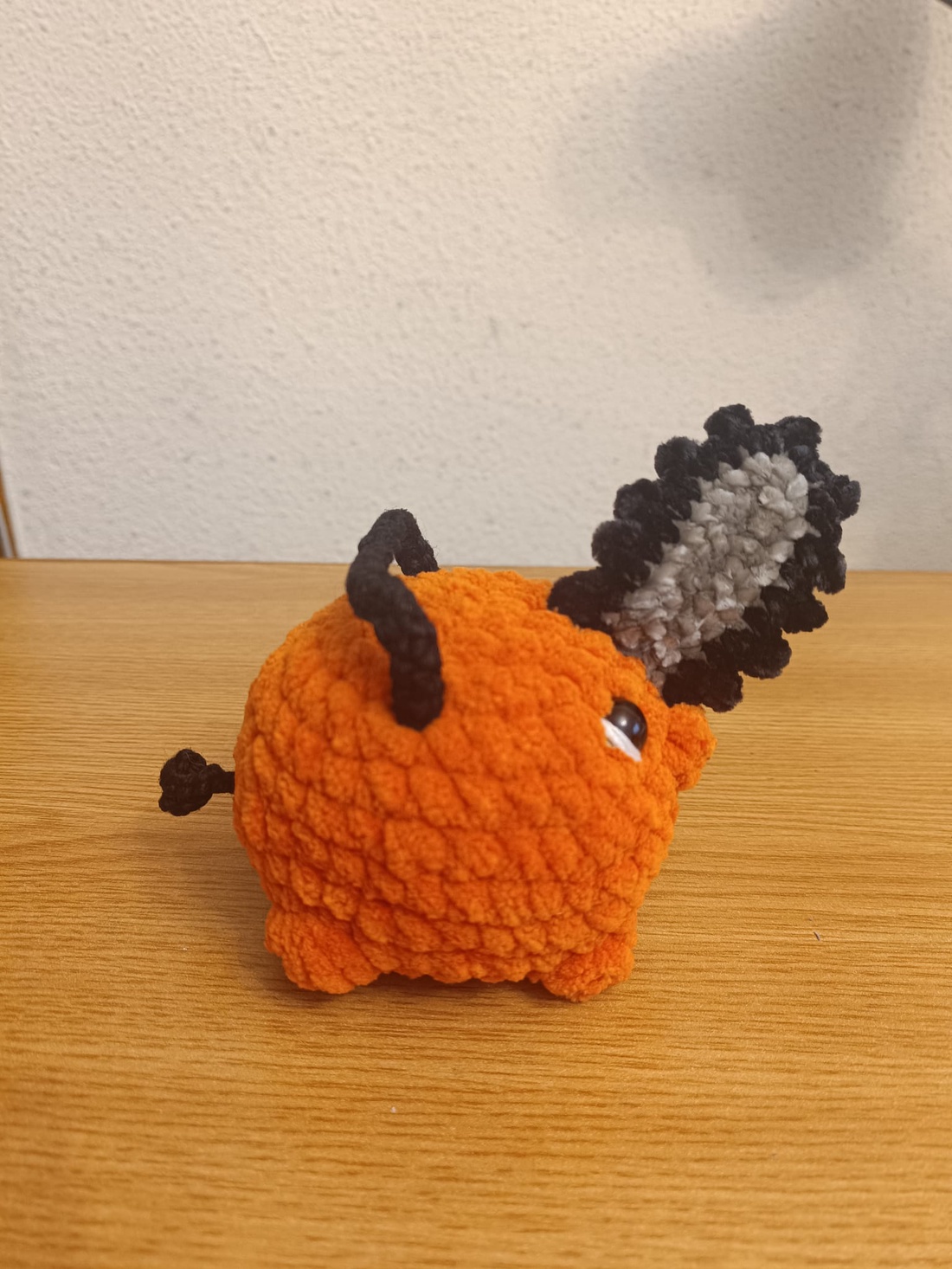 Pochita - Chainsaw Man plus crosetat - jucării și echipamente pentru copii - plușuri - câine de pluș - Artynos.ro