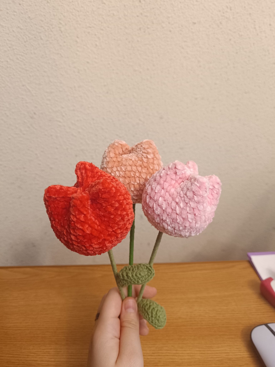 Lalea Crosetata - casă & stil de viață - decorațiuni de casă - accesorii florale - flori la fir - Artynos.ro