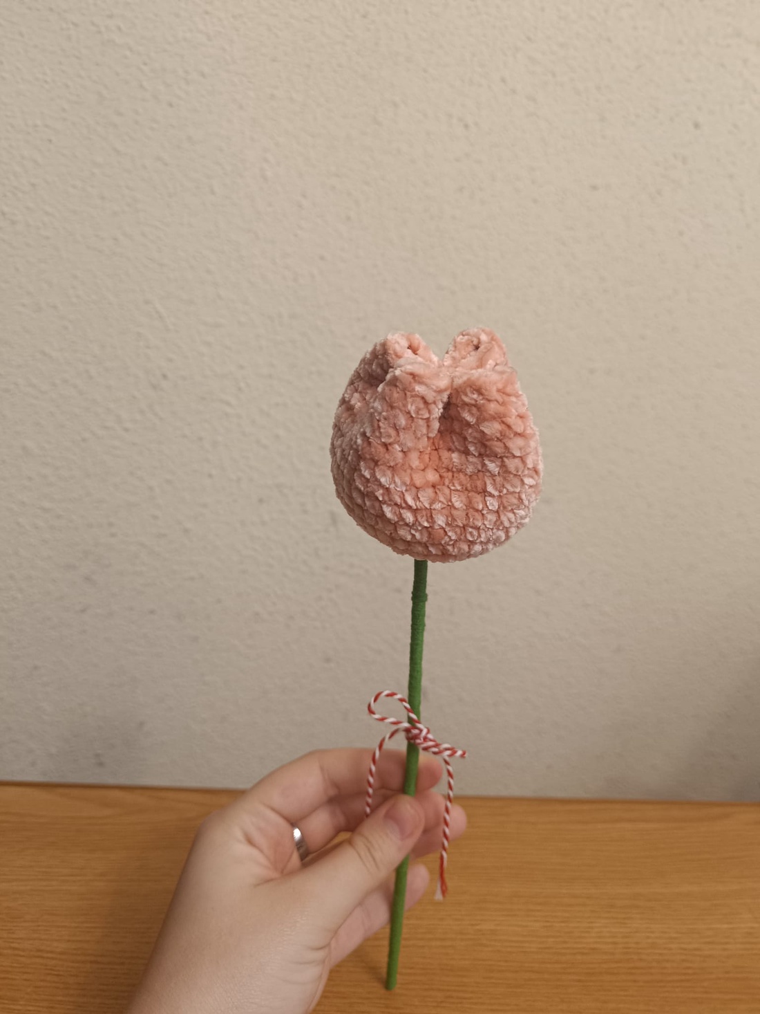 Lalea Crosetata - casă & stil de viață - decorațiuni de casă - accesorii florale - flori la fir - Artynos.ro