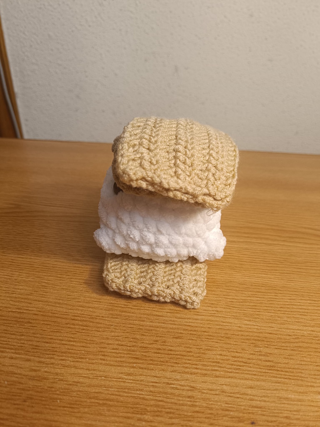 Poro S'more - plus bezea crosetat - jucării și echipamente pentru copii - plușuri - câine de pluș - Artynos.ro