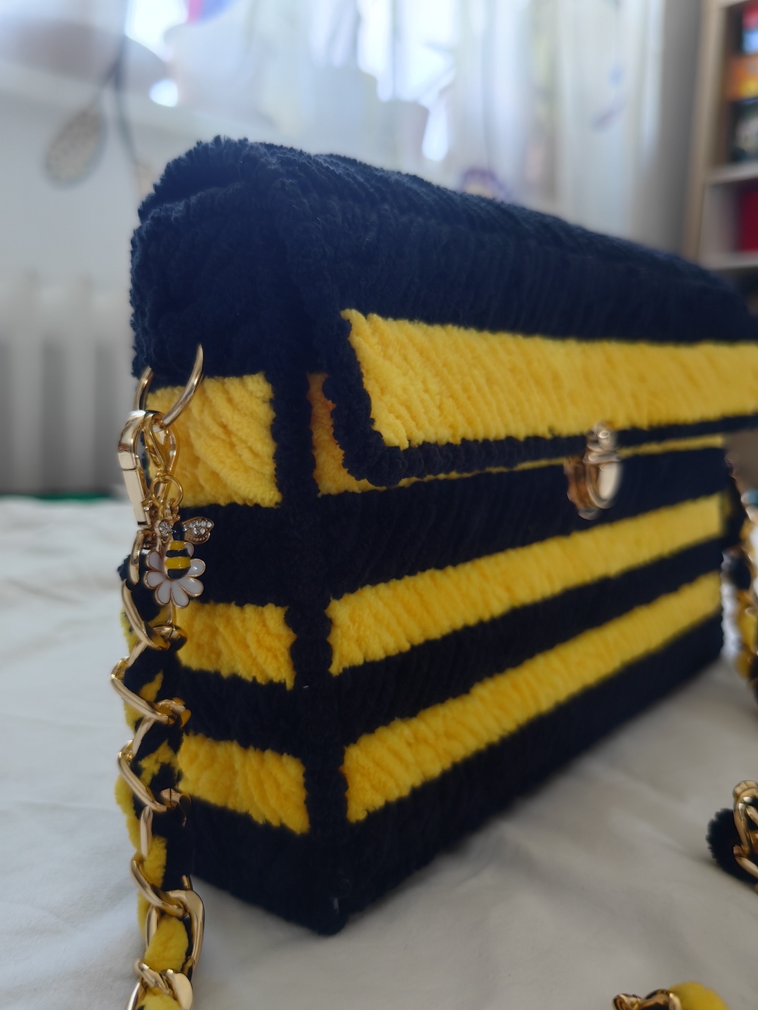 Geanta handmade  - genți și portofele - genți de mână și umăr - geantă crossbody - Artynos.ro