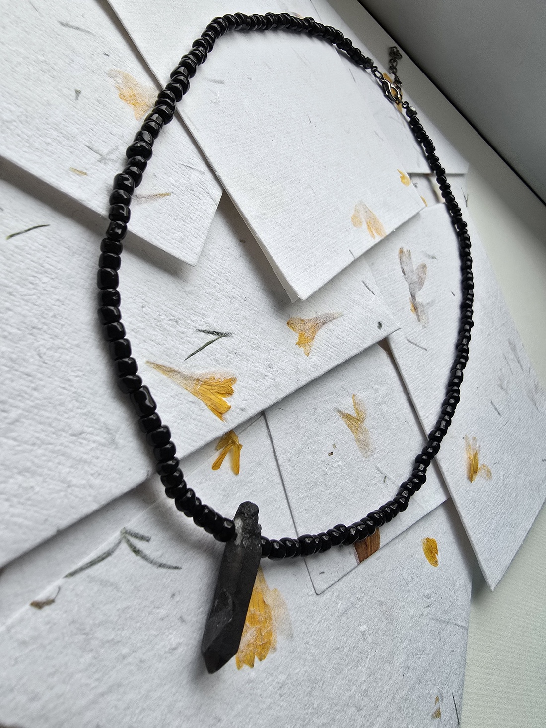 Colier cu pandativ Piatra naturala - accessorii și unelte - mărgea, componente de bijuterii - băț de instalare - Artynos.ro Colier cu pandativ Piatra naturala - accessorii și unelte - mărgea, componente de bijuterii - băț de instalare - Artynos.ro