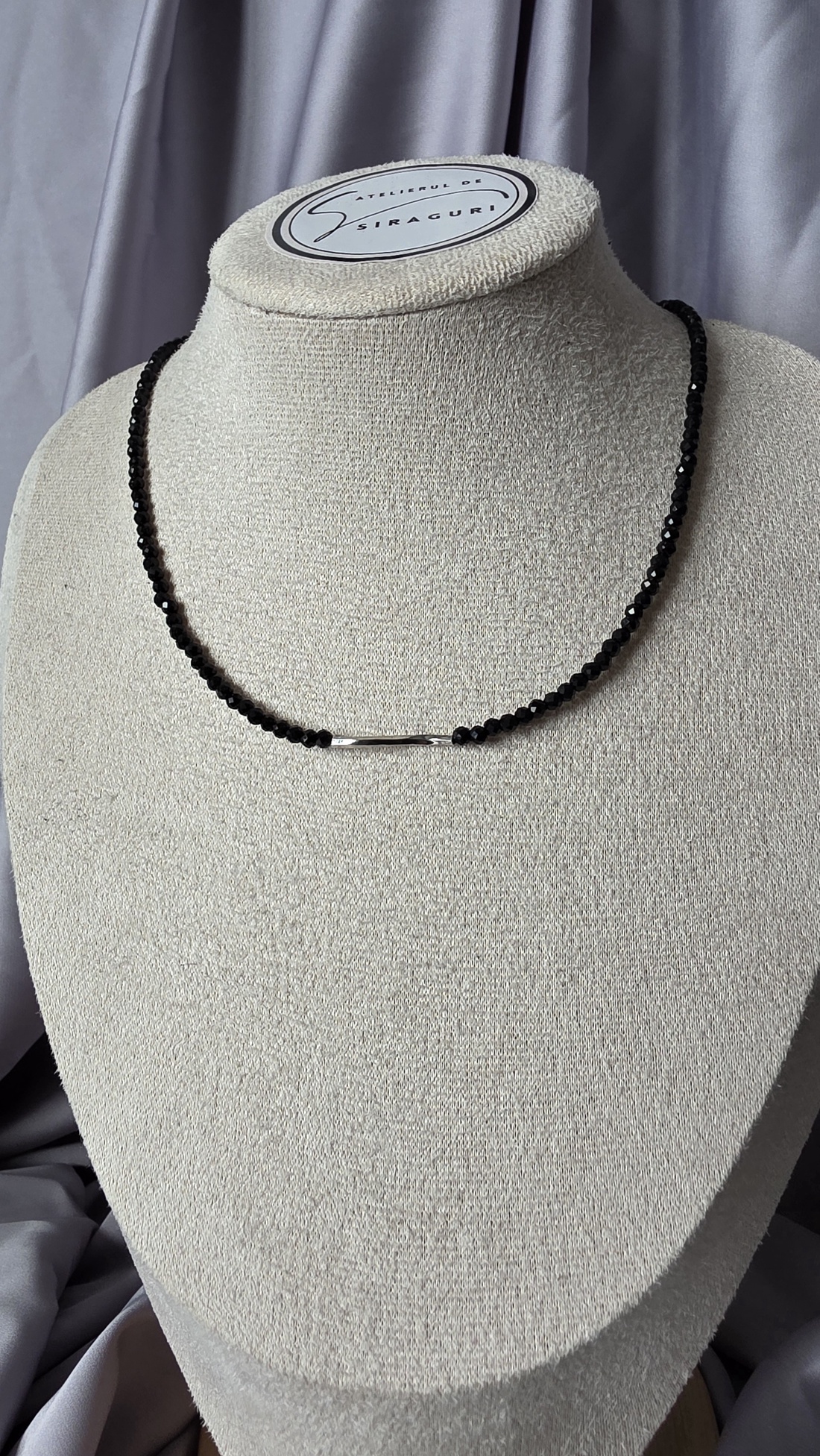 Colier din margele negre - bijuterii - coliere - coliere din mărgele - Artynos.ro