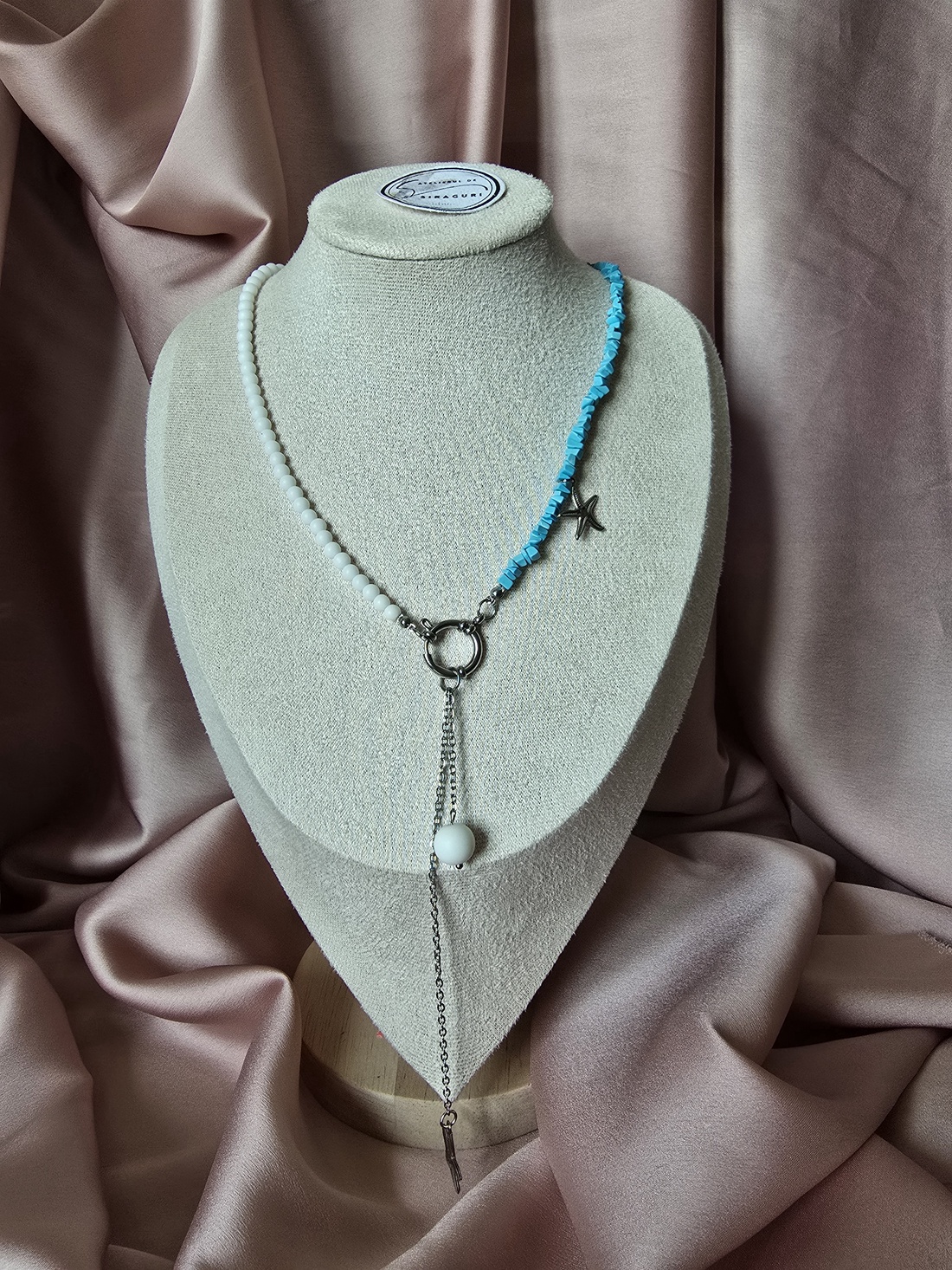 Colier din mărgele albe și turcoaz - bijuterii - coliere - coliere din mărgele - Artynos.ro