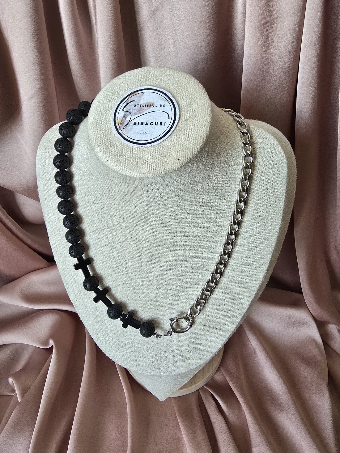 Colier din mărgele de lavă naturala, lanț din oțel inoxidabil. - bijuterii - coliere - coliere din mărgele - Artynos.ro