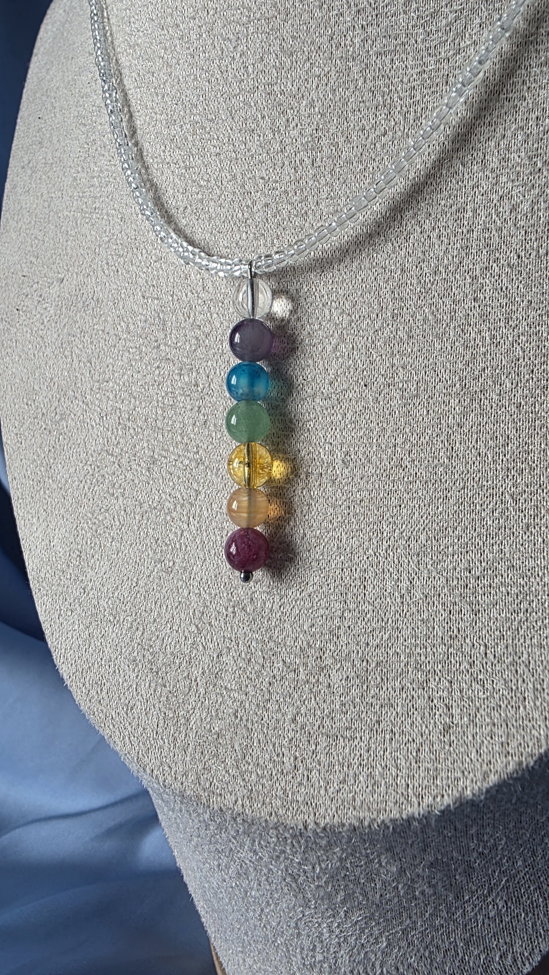 Colier cu cele 7 chakre - bijuterii - coliere - coliere din mărgele - Artynos.ro