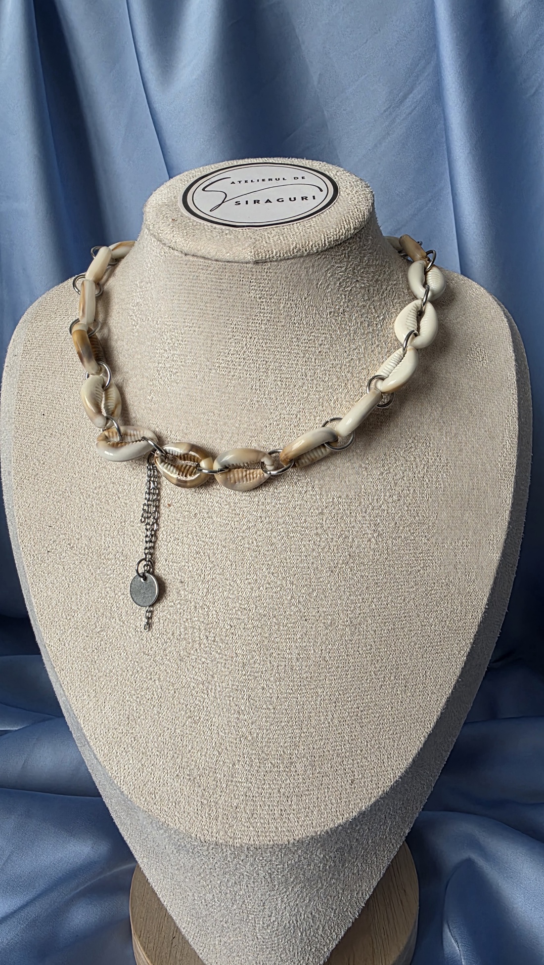 Colier de vara cu scoici din acril - bijuterii - coliere - coliere din mărgele - Artynos.ro