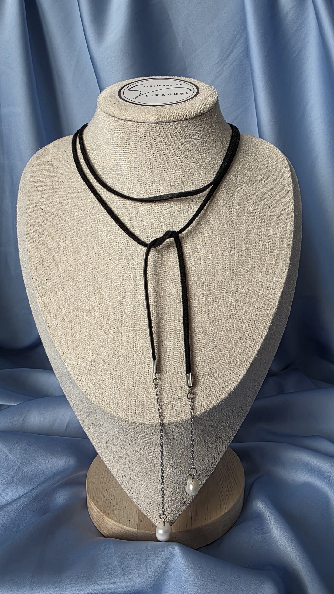 Colier din șnur de piele cu perle de cultură - bijuterii - coliere - coliere din perle - Artynos.ro