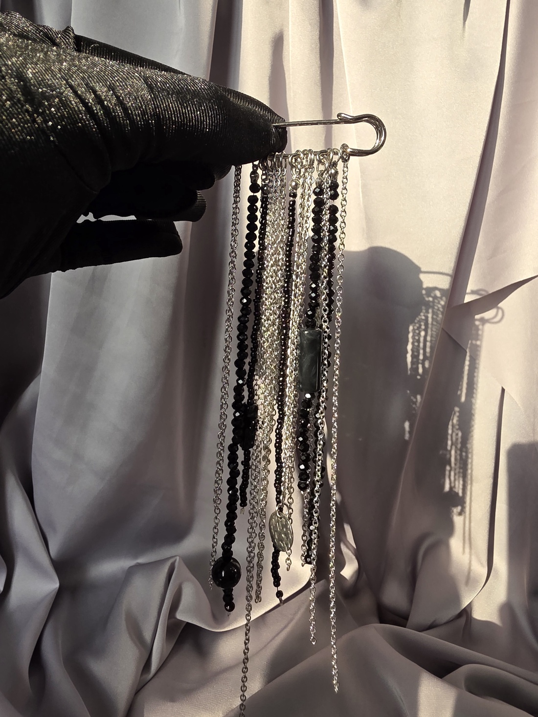 Broșă  mărțișor  - bijuterii - mărțișor - Artynos.ro