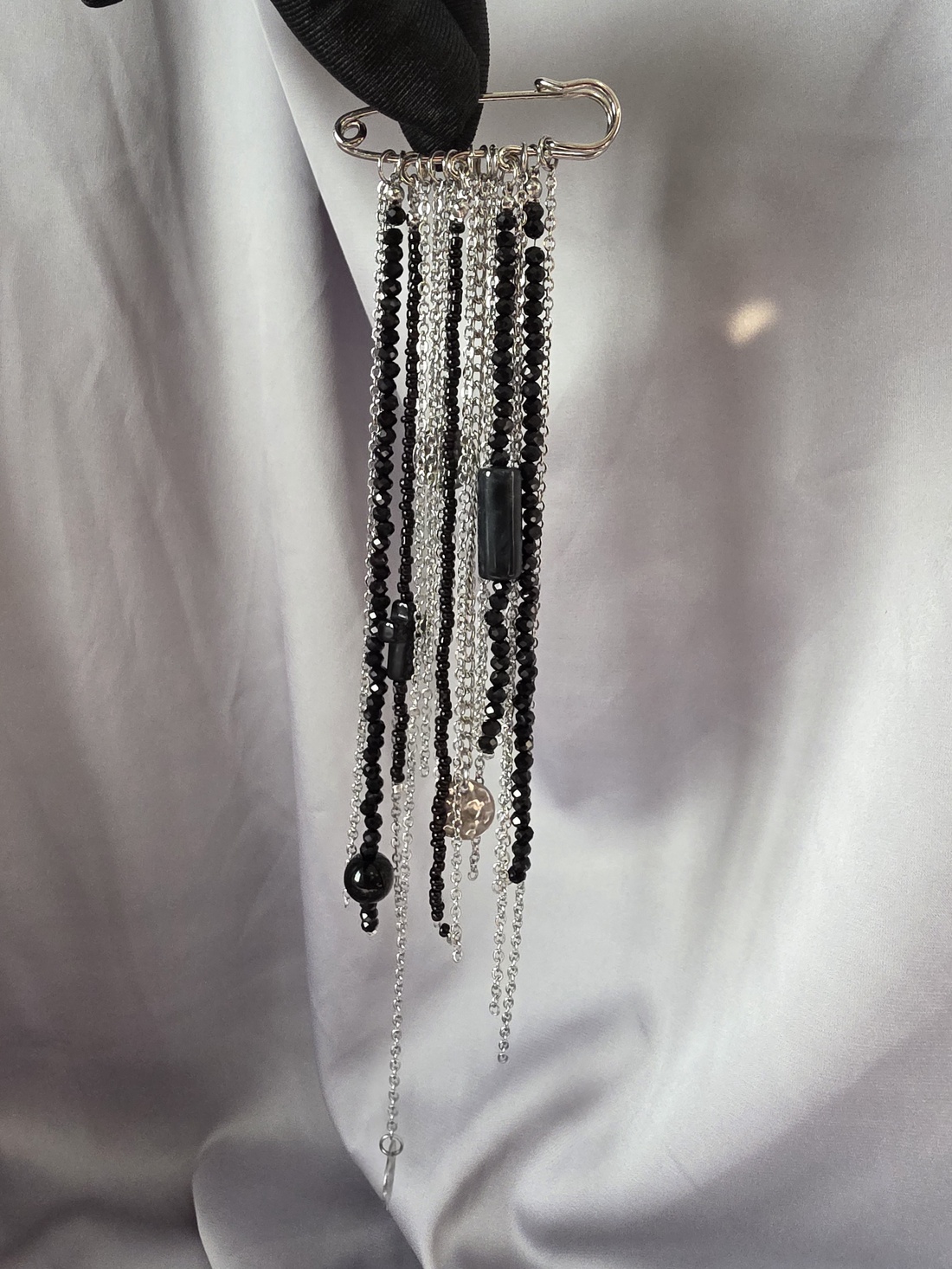 Broșă  mărțișor  - bijuterii - mărțișor - Artynos.ro