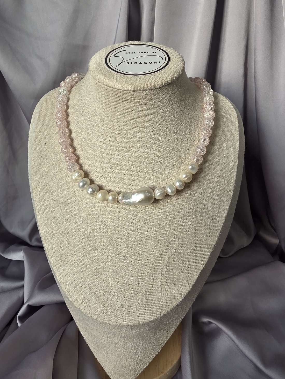 Colier cu cuarț roz spart și perle de cultură - bijuterii - coliere - coliere cu pandative - Artynos.ro