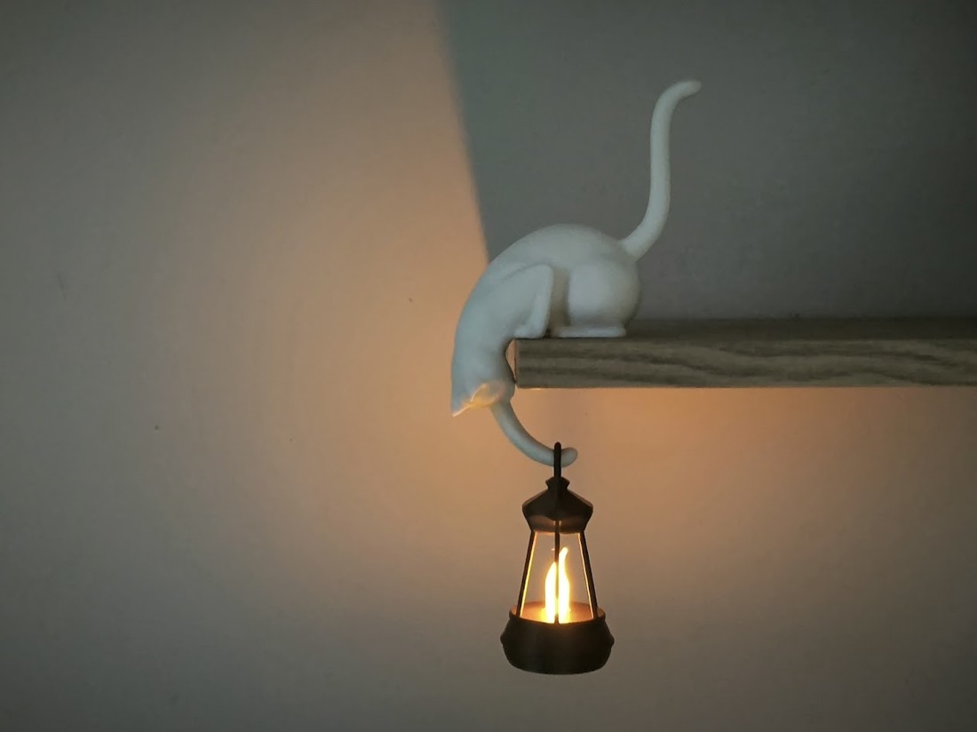 Decorațiune de raft cu pisici și lampion -  - Artynos.ro