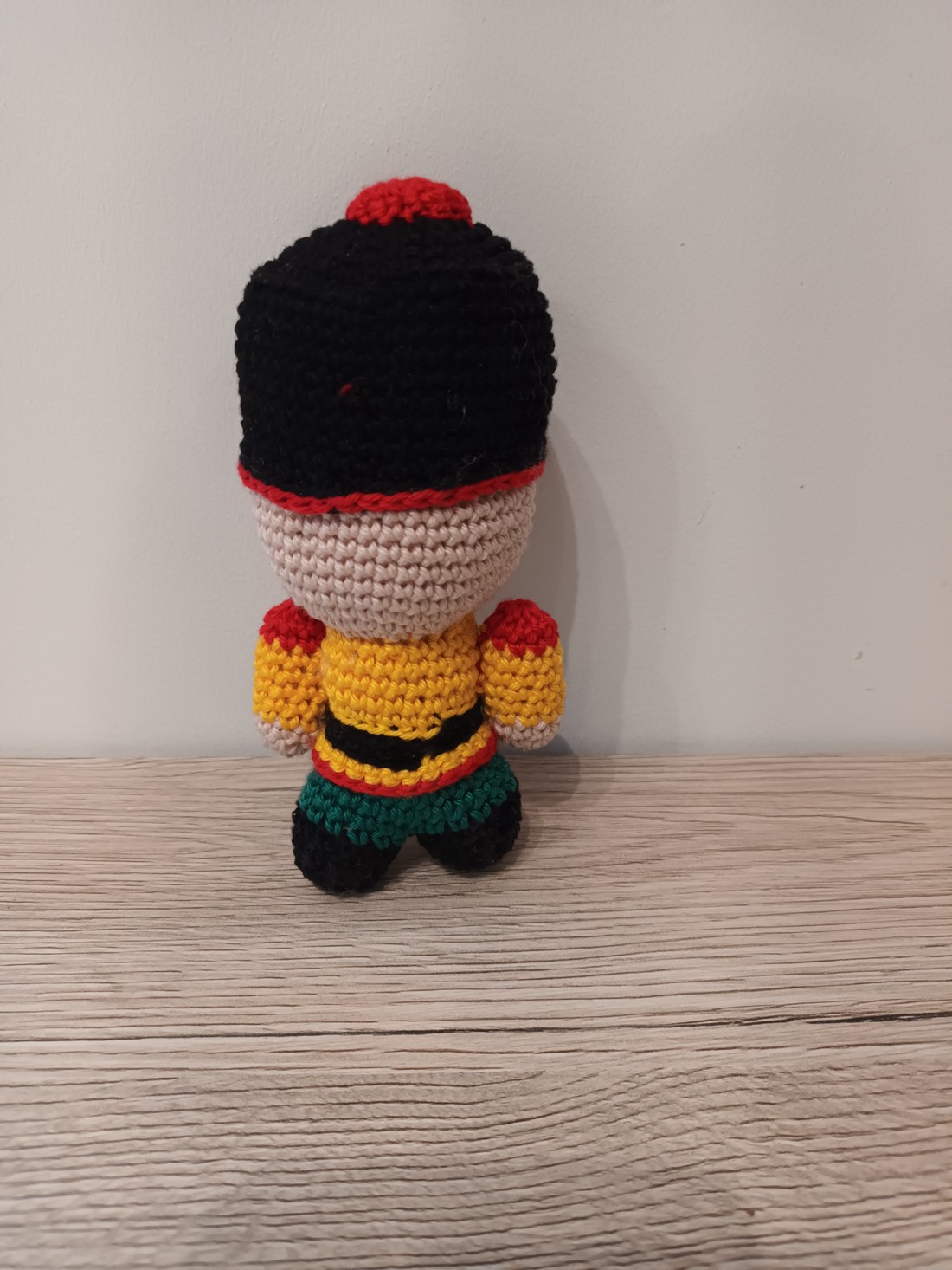 Spărgătorul de nuci croșetat - crăciun - decorațiuni de crăciun de casă - spiriduși de crăciun - Artynos.ro